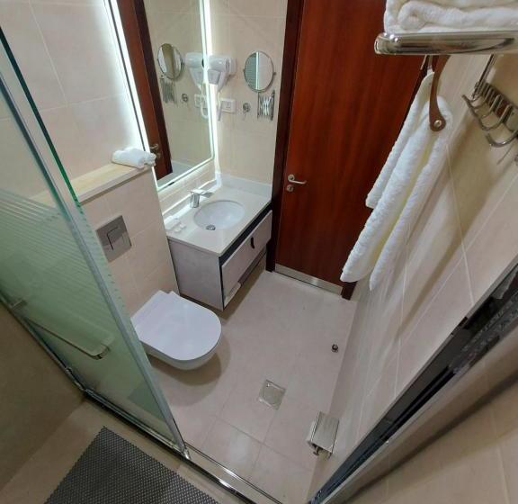 هتل Jordan Seasons