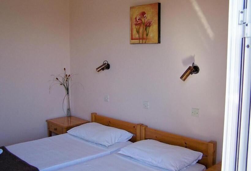 בית מלון כפרי Karin & Nikos