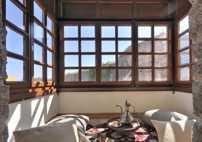 酒店 Kokkini Porta Rossa