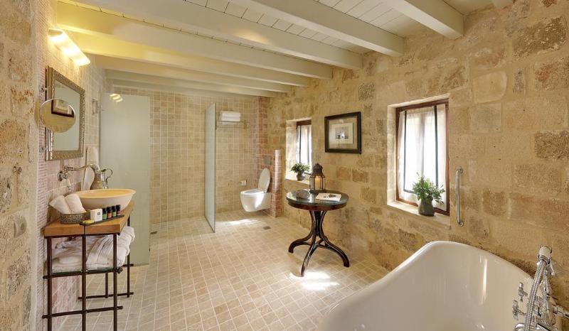 酒店 Kokkini Porta Rossa