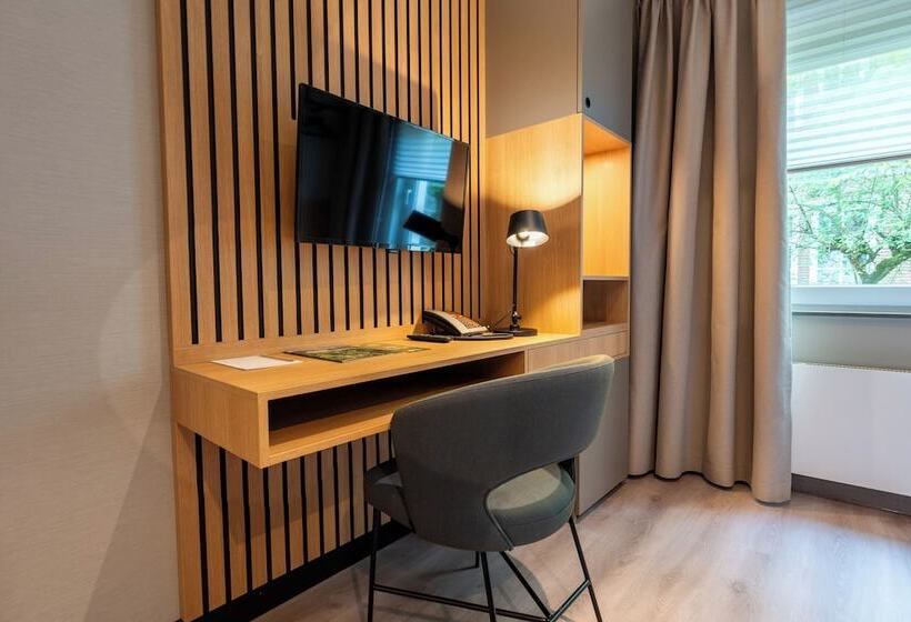 Отель Kontakt Der Kontinenten