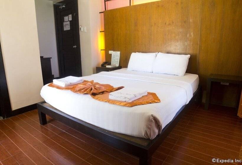 هتل La Carmela De Boracay Resort