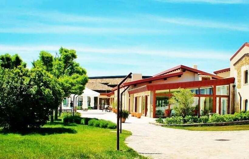 בית מלון כפרי Le Masserie Del Falco