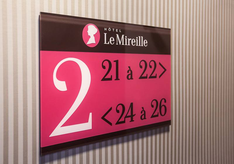 ホテル Le Mireille