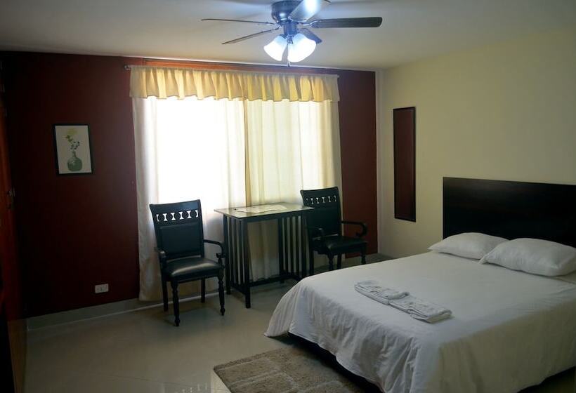 هتل Le Saint Etienne