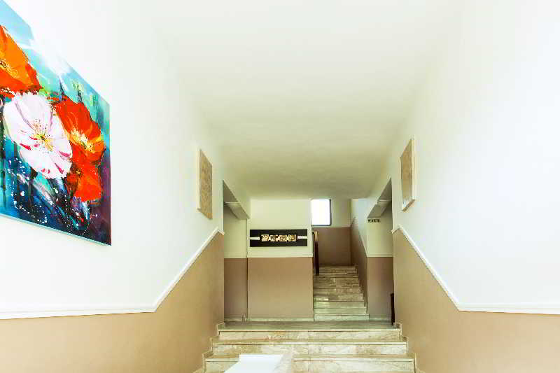 Отель Lemon Garden Villa