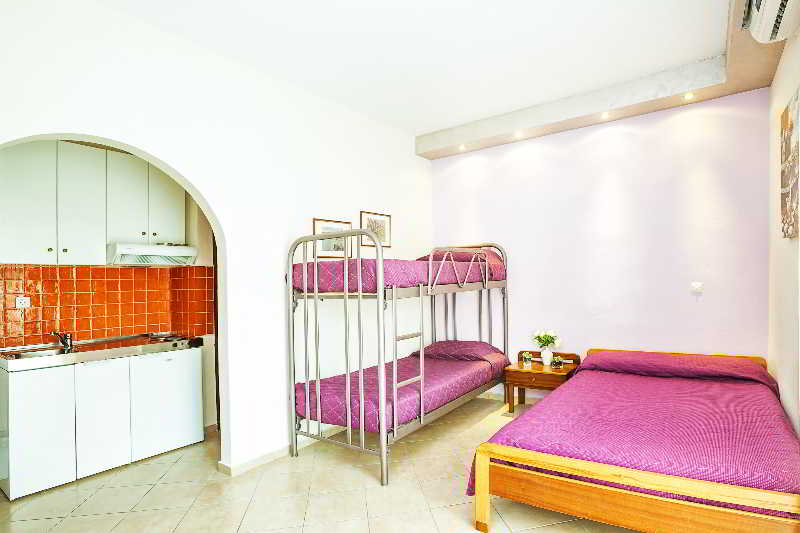 Отель Lemon Garden Villa