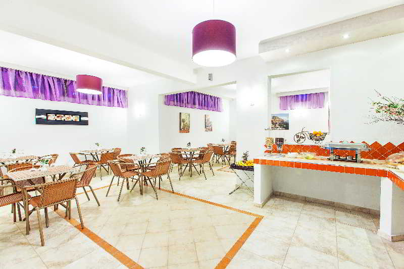 Отель Lemon Garden Villa