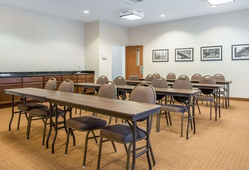 فندق Mainstay Suites Meridian