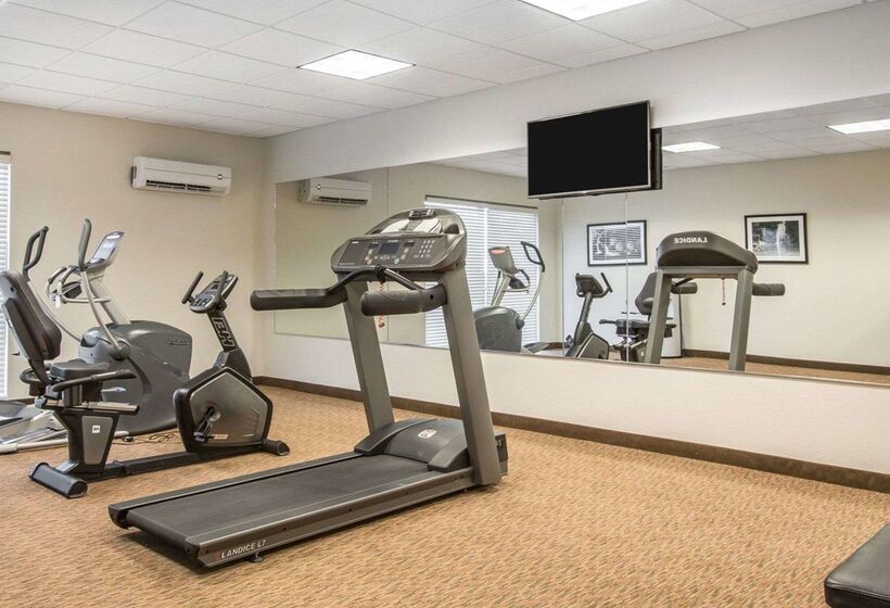 فندق Mainstay Suites Meridian