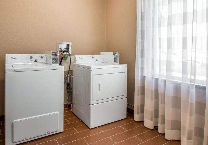 فندق Mainstay Suites Meridian