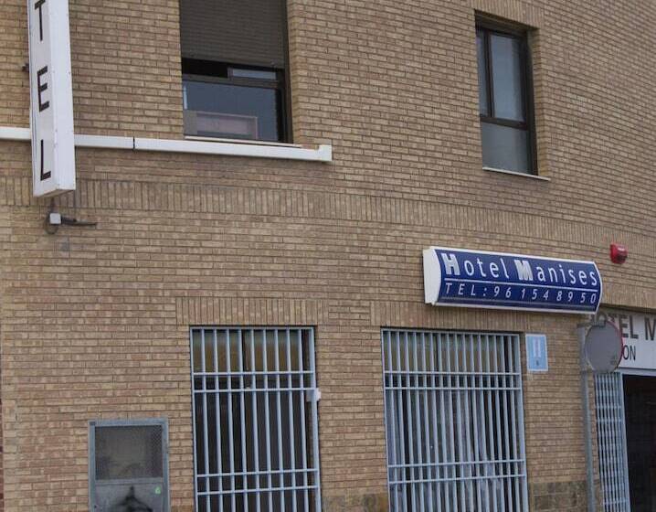 Отель Manises