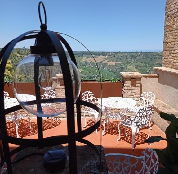 فندق Oviv Dimora Del Borgo