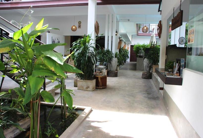 בית מלון כפרי Palm Tree Boutique