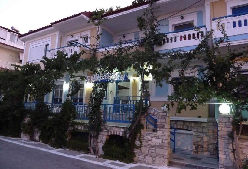 בית מלון כפרי Paris Beach