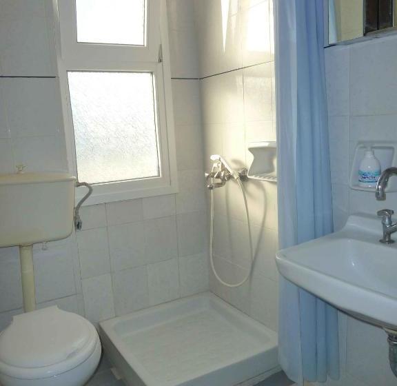 בית מלון כפרי Paris Beach