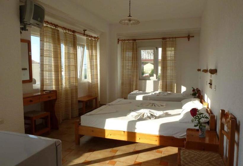 בית מלון כפרי Paris Beach