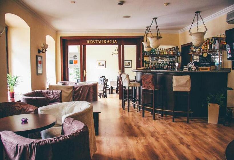 酒店 Pensjonat Lorien