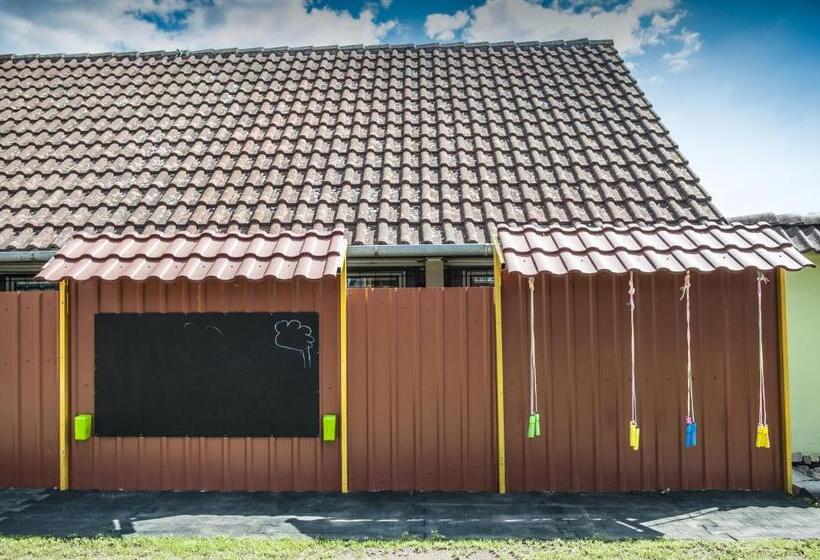 فندق Penzion Eden