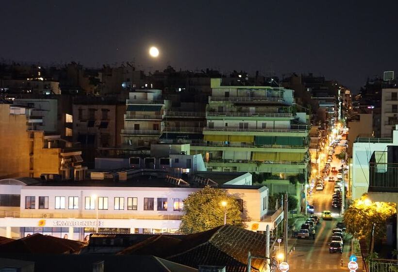 ホテル Piraeus Port