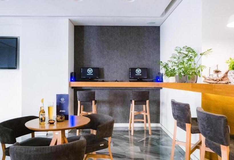 ホテル Piraeus Port