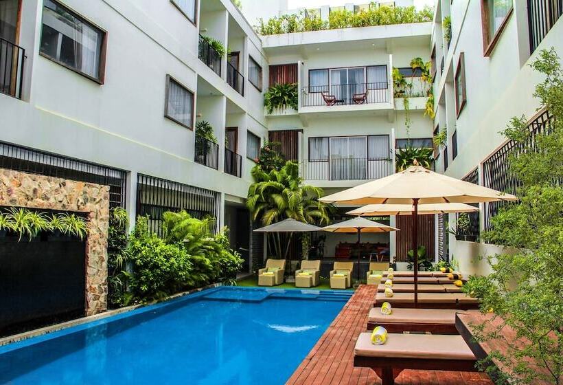 호텔 Popular Residence