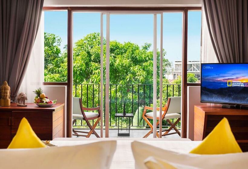 호텔 Popular Residence