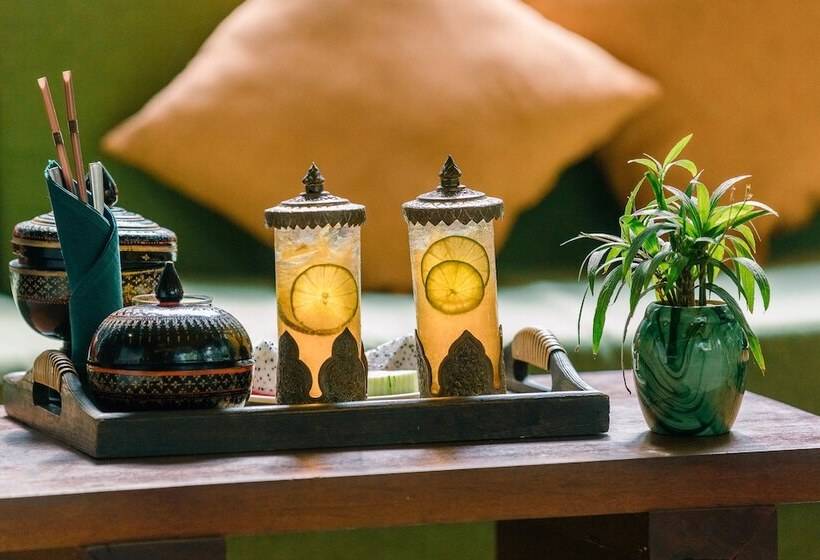 호텔 Popular Residence