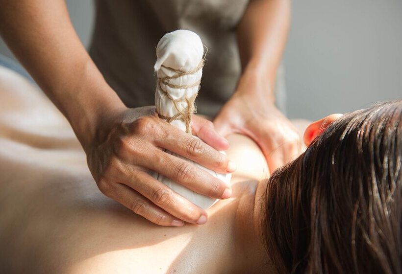 호텔 Popular Residence