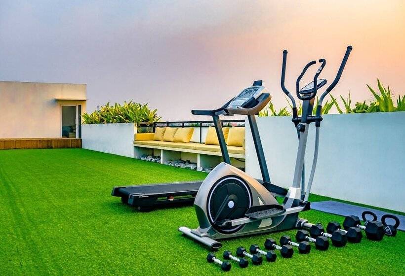 호텔 Popular Residence