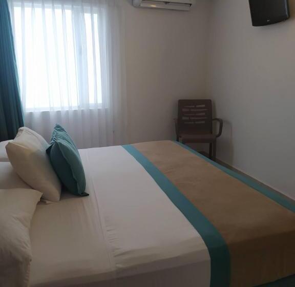 בית מלון כפרי Portobelo Beach