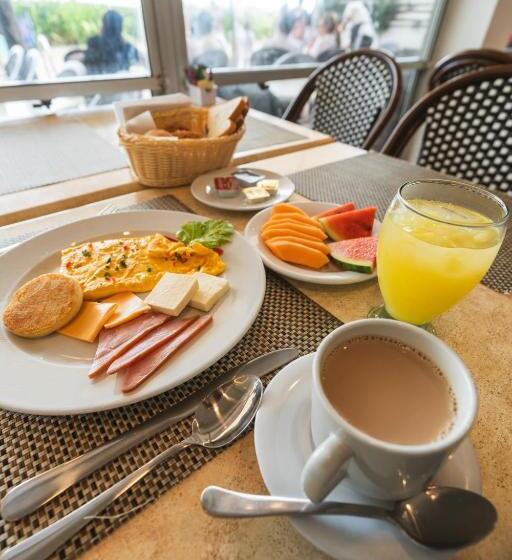 בית מלון כפרי Portobelo Beach