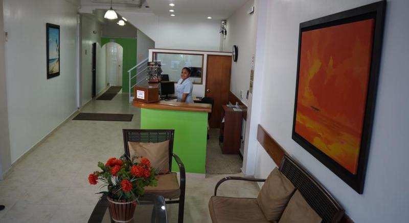 בית מלון כפרי Portobelo Beach