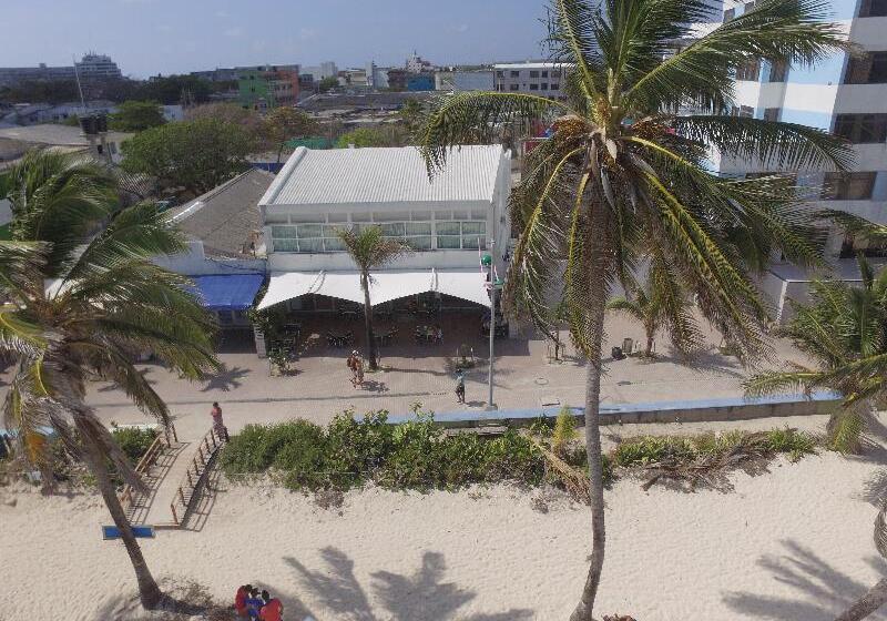 בית מלון כפרי Portobelo Beach