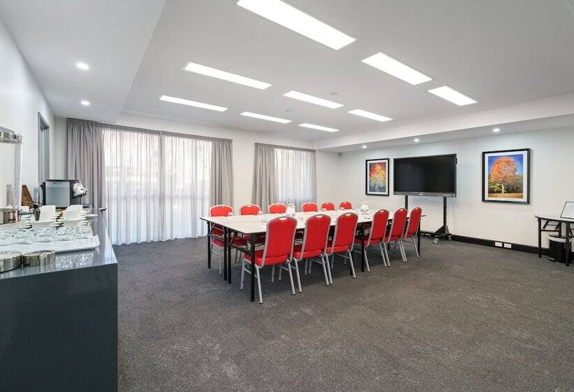 Отель Quest Toowoomba