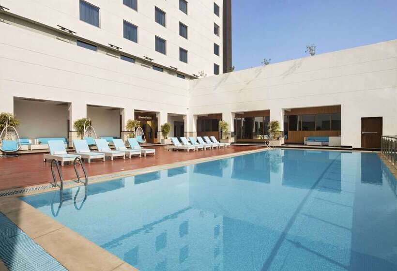 Saura Hotel, Agra   A Club Mahindra Associate