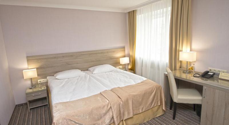 هتل Optima Kherson