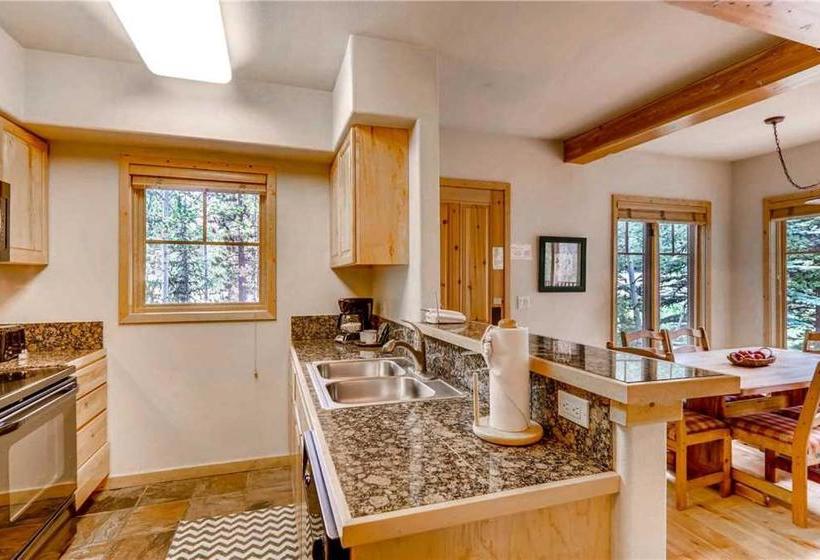 Отель Resortquest Twin Elk Lodge