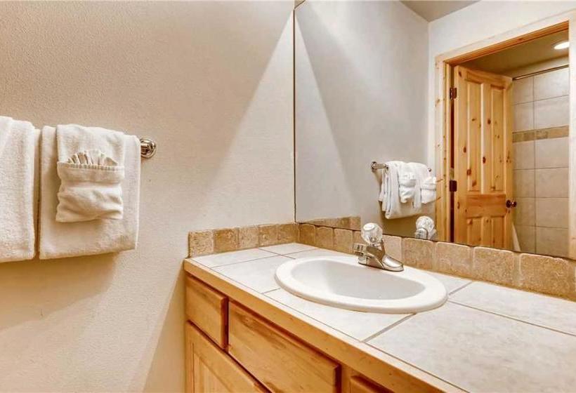 Отель Resortquest Twin Elk Lodge