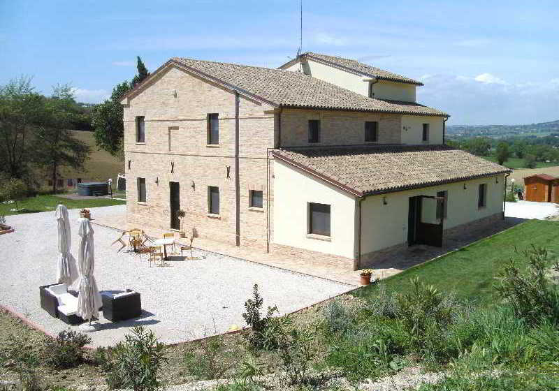 田舎風ホテル Agriturismo Relais La Scala Di Seta