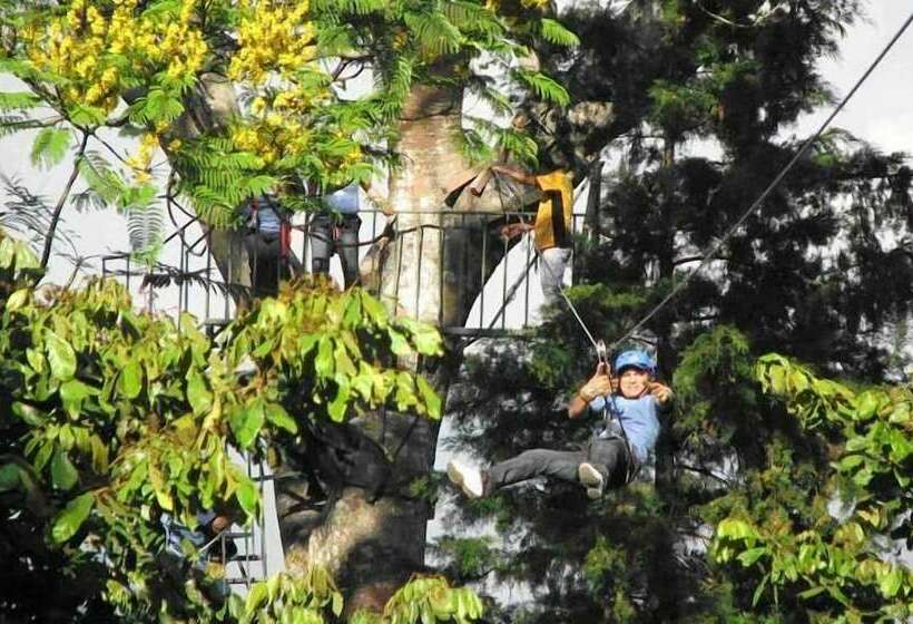 فندق Santa Leticia