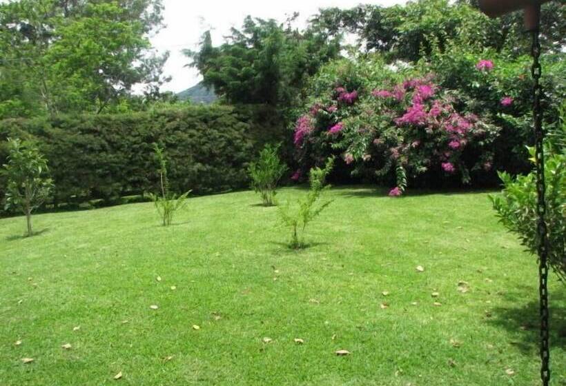 فندق Santa Leticia