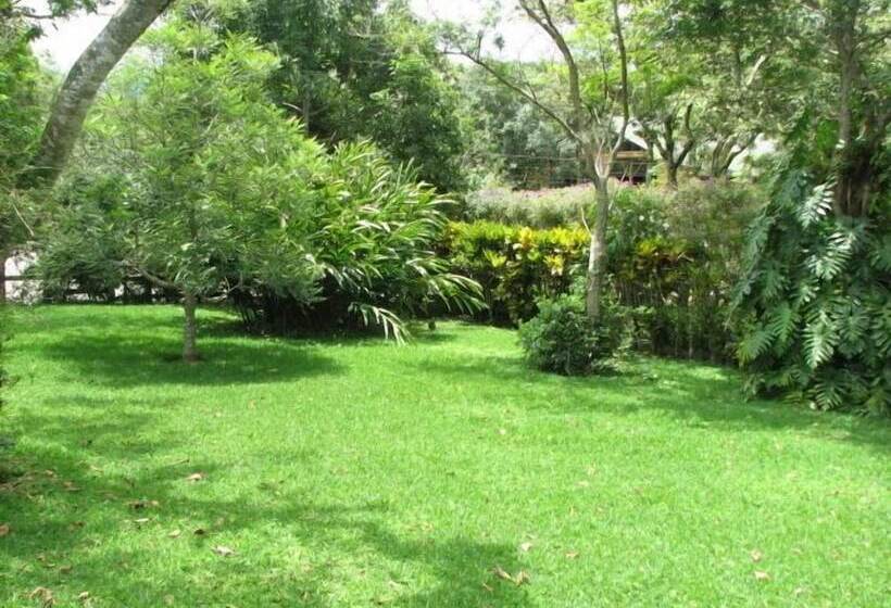 فندق Santa Leticia