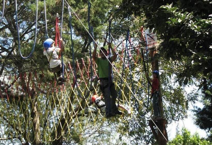 فندق Santa Leticia