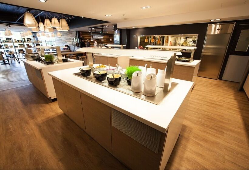 酒店 Scandic Meilahti