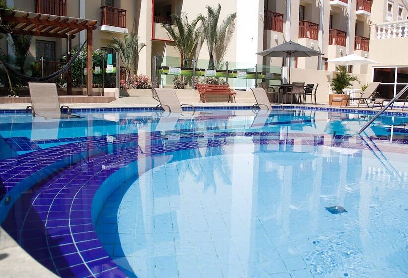 ホテル Serra Golfe