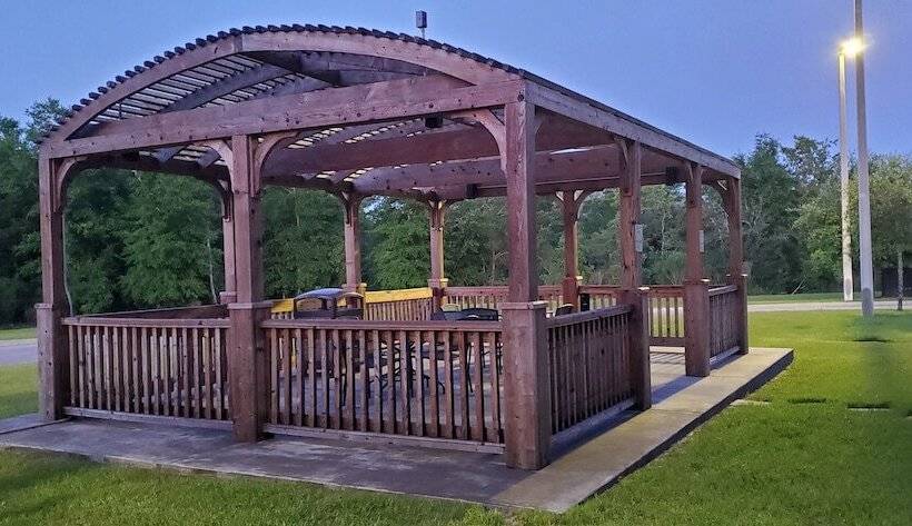 فندق Sleep Inn & Suites Defuniak Springs  Crestview