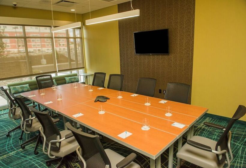 فندق Springhill Suites By Marriott Buffalo Airport