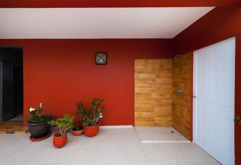 هتل The 5th Avenue