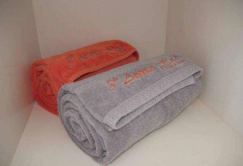 هتل The 5th Avenue